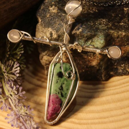 collana Zoisite con rubino e Selenite