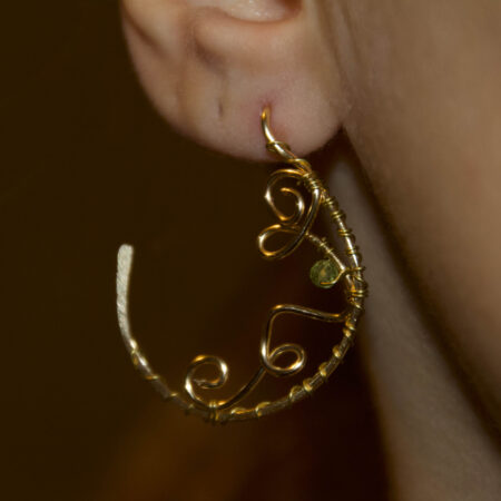 Orecchini in Peridoto – Cerchio Dorato Wire Art